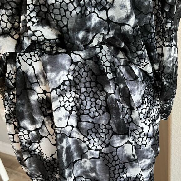 New Caribbean Queen Sexy Backless Dress Medium - Picture 7 of 13